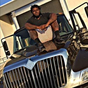 Meet your Posher, Terrell